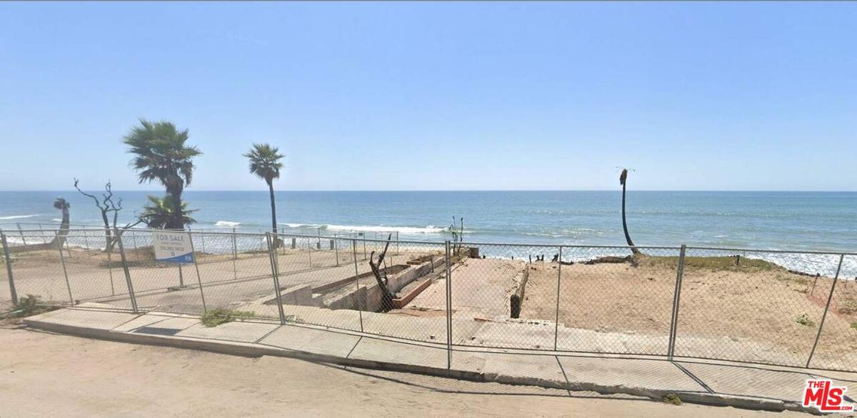 150 deep beachfront feet