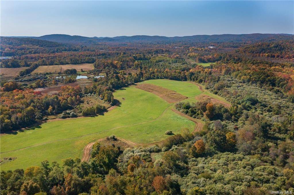 Land of opportunity ! A magical 558 acre parcel of land, 90 minutes from Manhattan, offers endless possibilities as a sprawling, fun filled family compound or commercial facility with enormous ...