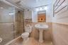 Lower level full bath