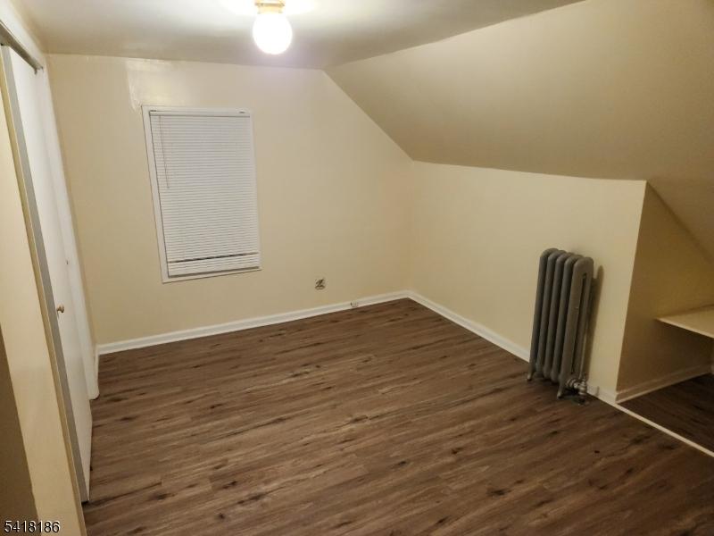 3nd fl.bedroom