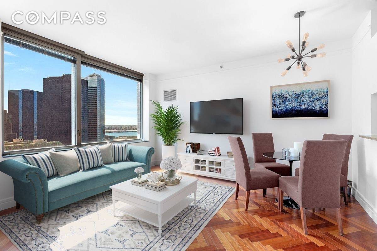 If you are searching for an elegant 1BR home in Lower Manhattan, you must add this apartment to your short list.