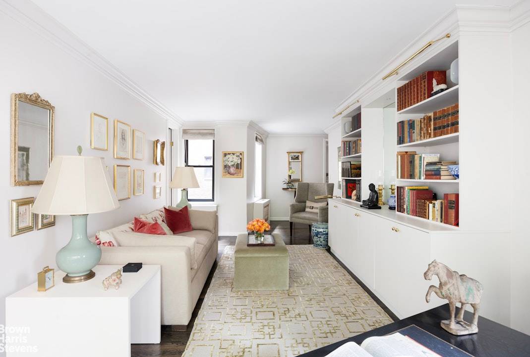 Residence 2GH at 342 East 53rd Street is a beautifully renovated and intelligently combined 2 bedroom, 2 bath cooperative located in a charming 50 unit elevator building in the heart ...