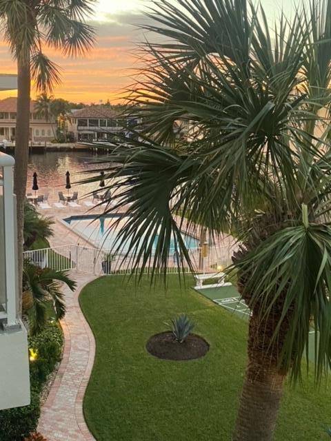 Stunning Intracoastal view 2 2 condo in immaculately updated and fully furnished apt for rent seasonally for a six month minimum at 4600 a month or annually at 3000 a ...