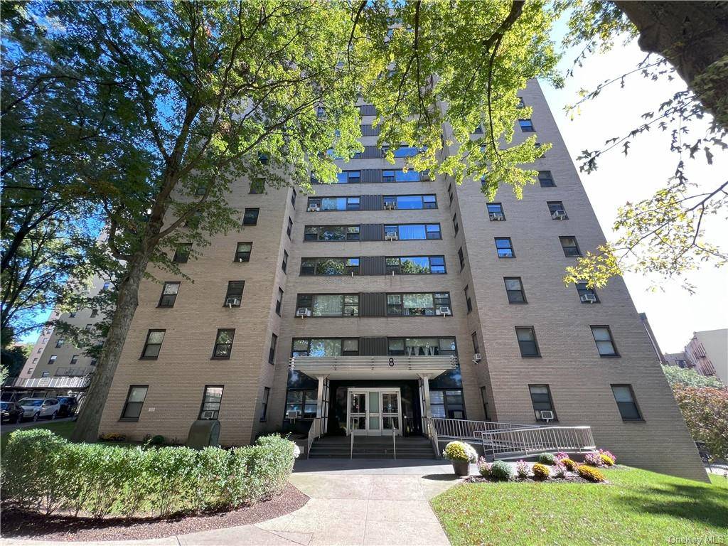 Nestled in the heart of the Bronx, Fordham Hill Oval stands as an impressive cooperative complex.