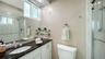 En suite primary suite bathroom