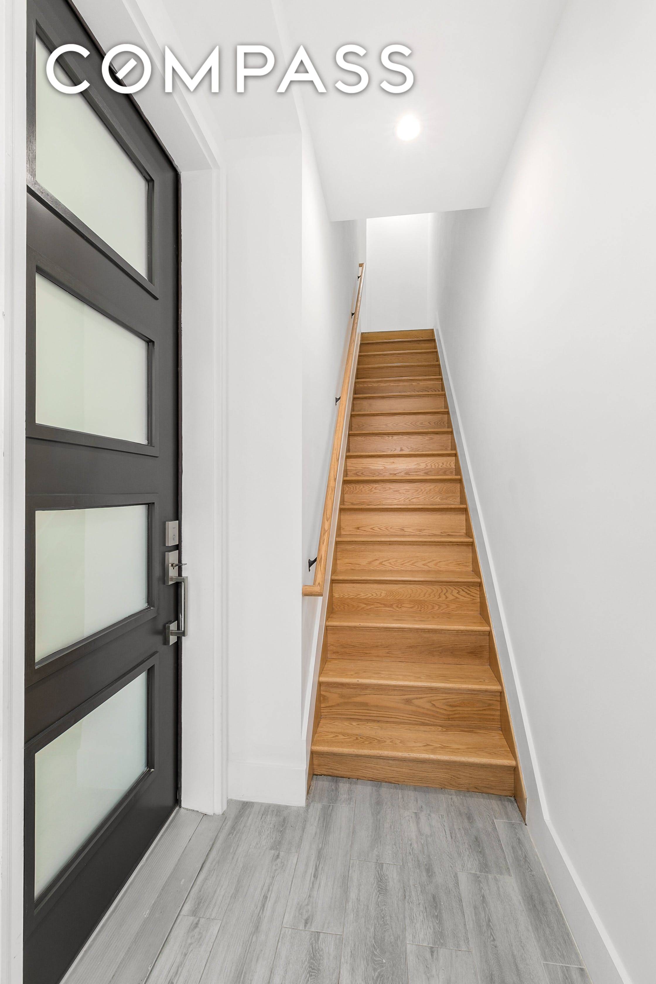 364 Columbia Street is a beautiful mint modern brownstone at the crossroads of Red Hook and Carroll Gardens.