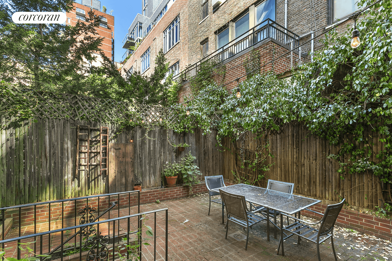 FIRST SHOWINGS SUNDAY 12 30PM 1 30PMContact Max Matilsky233 West 16th Street, Garden Calling All Outdoor Lovers !