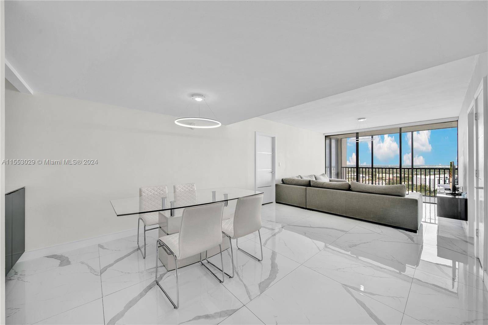 Welcome to your dream home in the heart of Aventura, Florida.