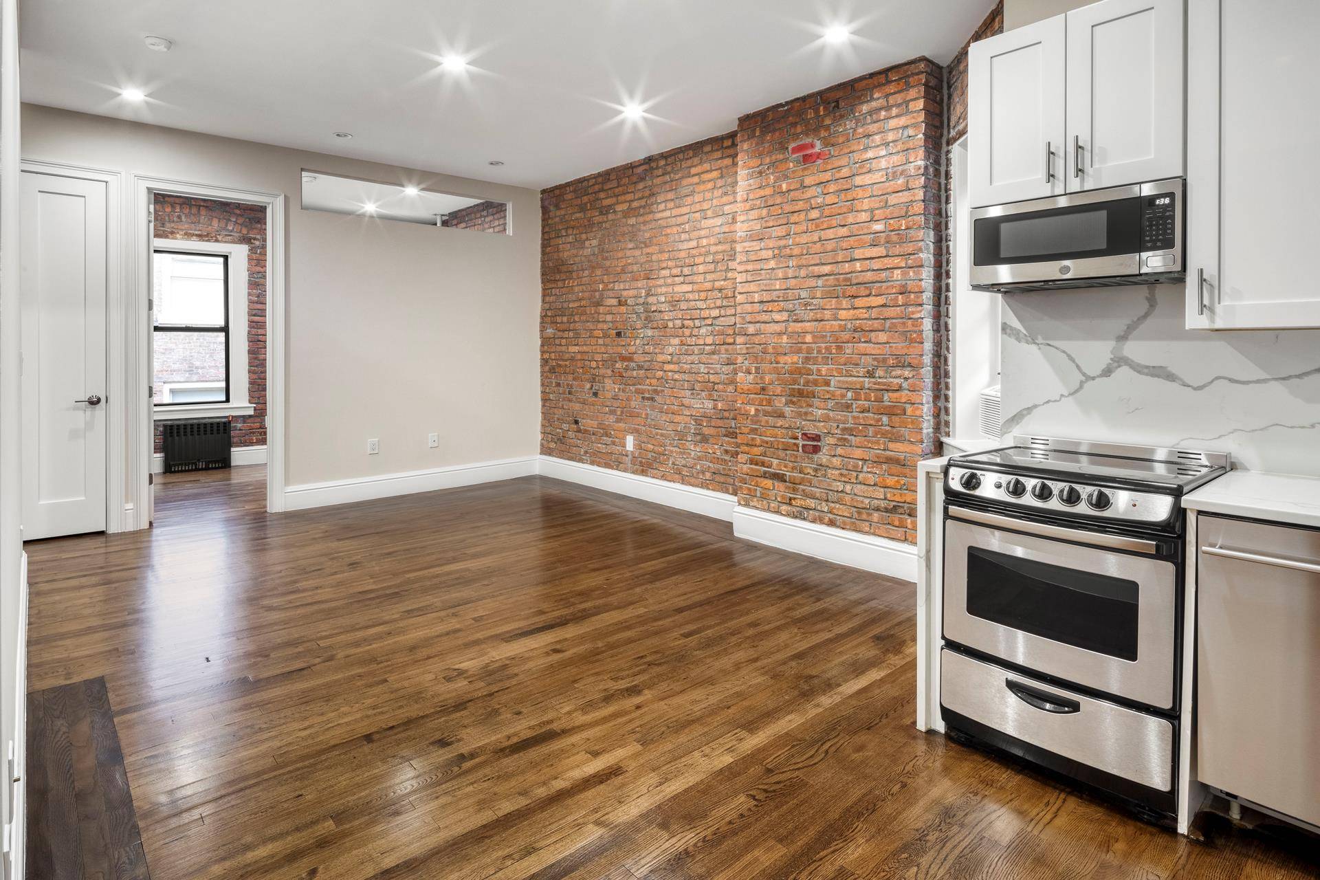 Oversized 4BR 2BA for rent in the heart of Chelsea !