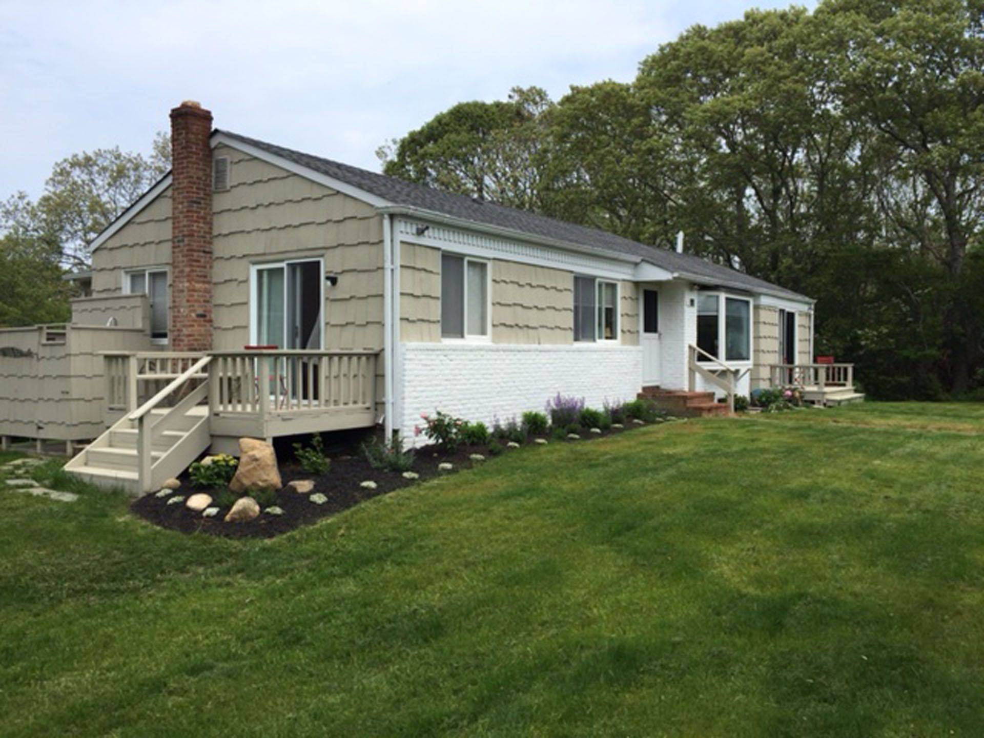 Tranquil Montauk Retreat Available Memorial Day - Labor Day