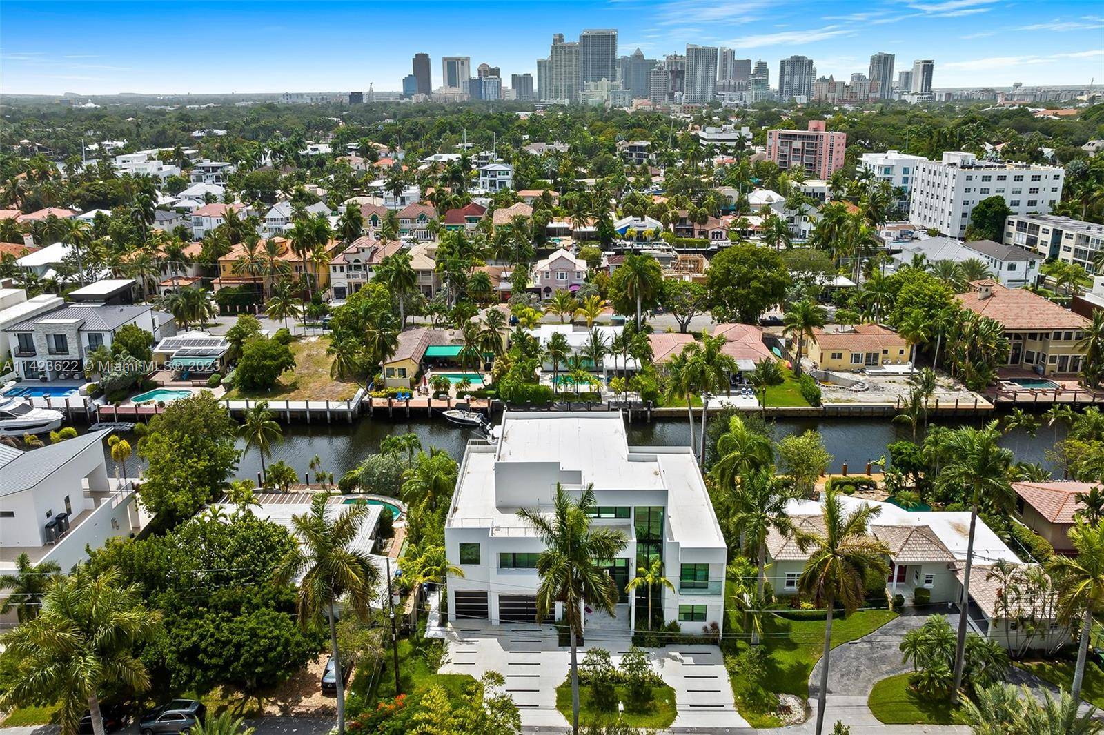 This masterfully designed, brand new construction modern waterfront residence located in the desirable Las Olas Isles showcases seamless indoor outdoor living and an exquisite blend of luxurious finishes throughout.