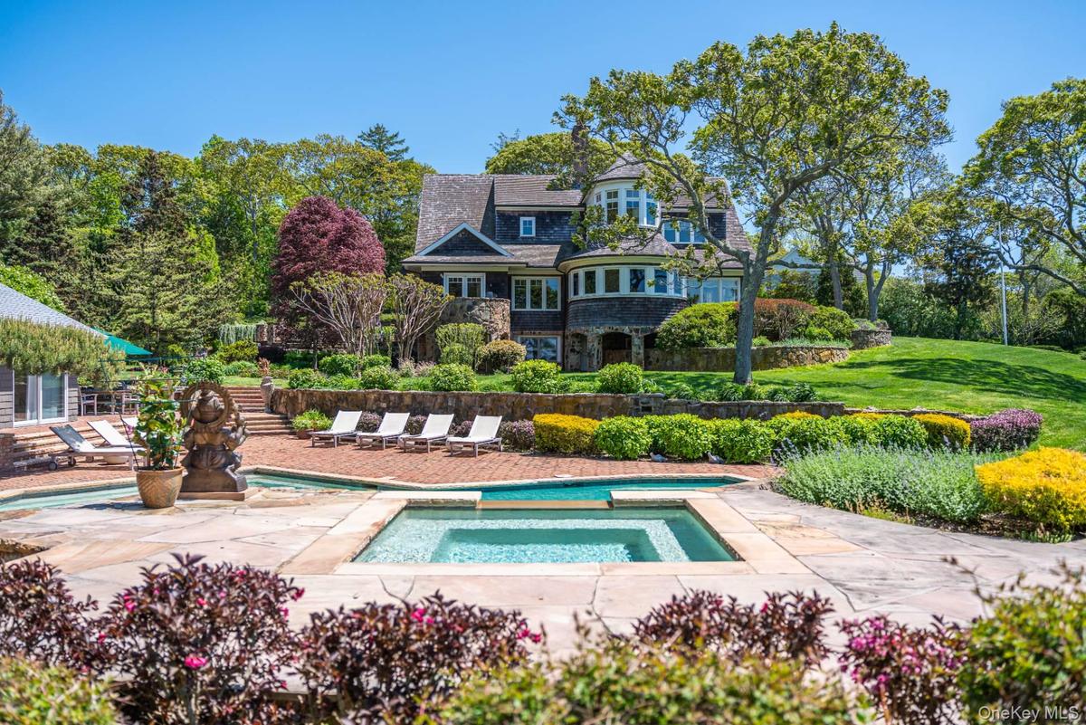 Waterfront Resort Living
