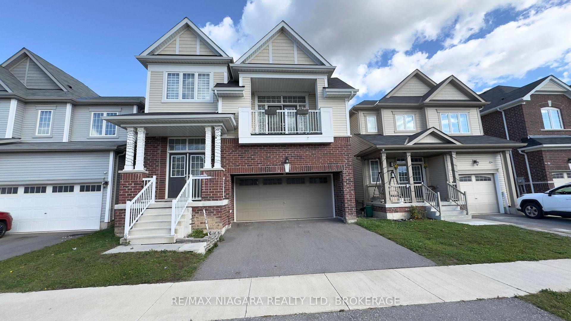 Welcome to 20 Legacy Lane in a Family Friendly Neighbourhood of Thorold.