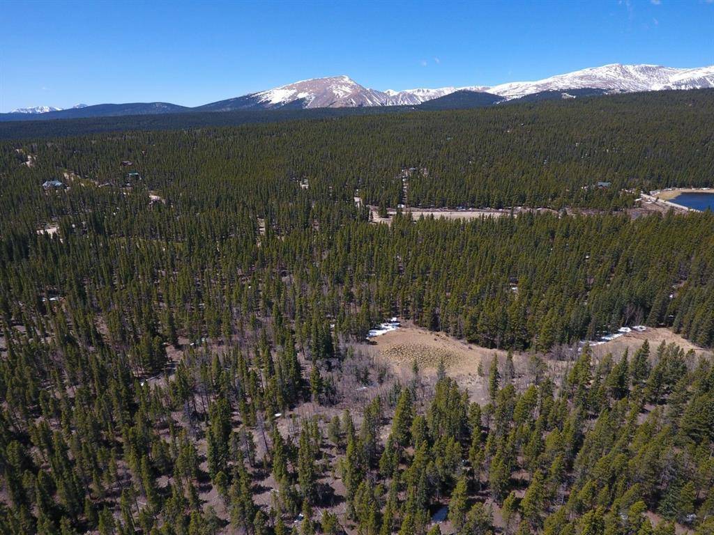 This property boasts multiple building sites surrounded by a mixture of Spruce and Aspen trees, with nearby electricity and access to year round recreational activities.