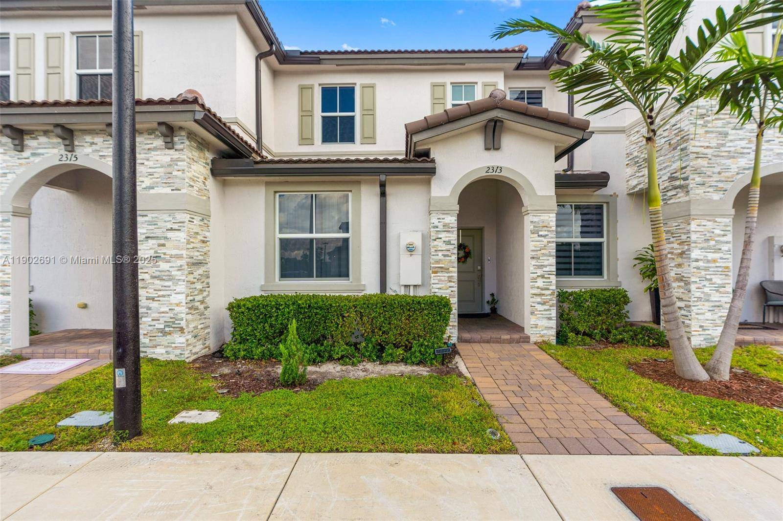 Seller says sell ! Welcome to a gem in the new construction 2023 Lennar community Westview, Miami.