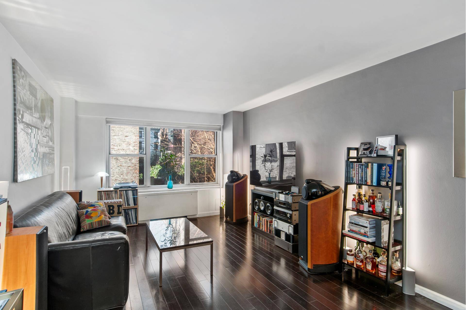 Perfect West Village location, large, bright and quiet 1 bedroom apartment with 5 closets.
