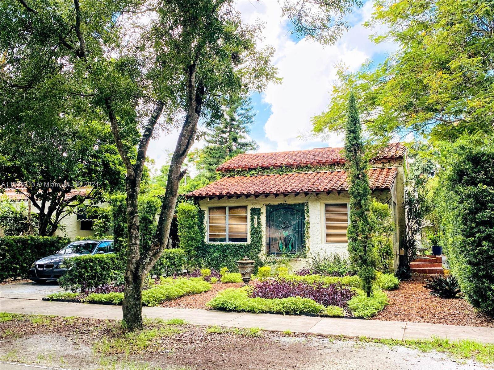 Charming 1925 Spanish style home in Coral Gables now available !