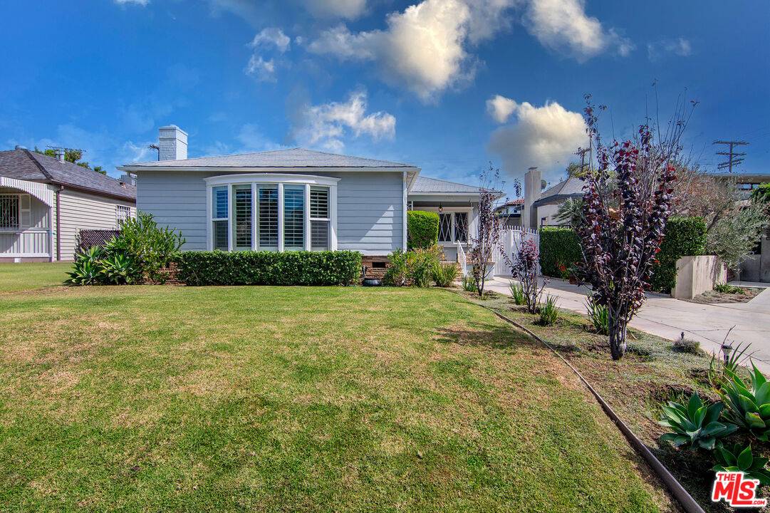 326  N Vista St 4BR Hancock Park La