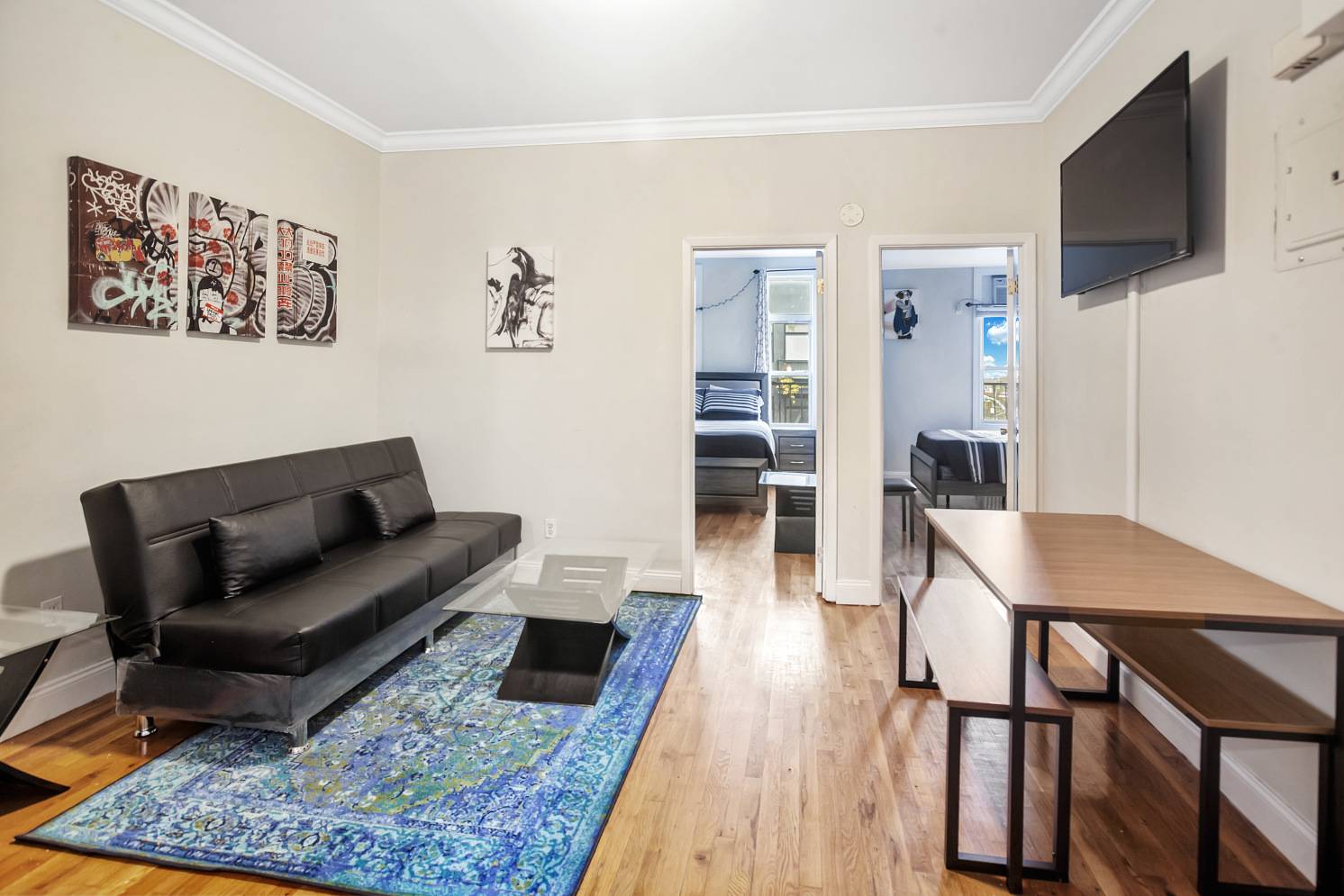 If you have been searching for larger bedrooms and living space in Williamsburg that is affordable, this apartment is the perfect fit.