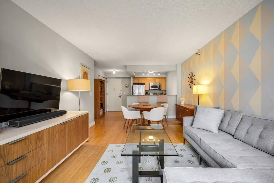 Two Bedroom amp ; Two Bath Condo located in the Clinton West Building in Hell s Kitchen Clinton Neighborhood.