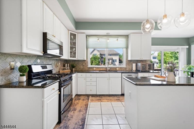 STAINLESS STEEL APPLIANCES