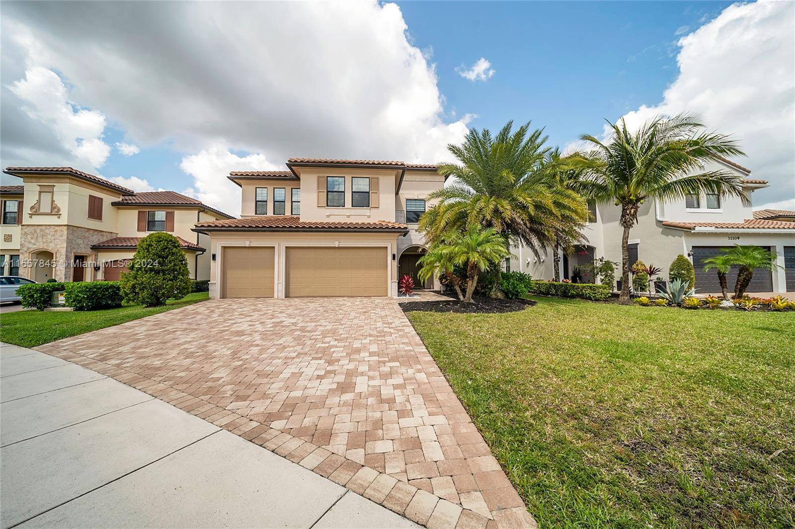 Magnificent 5 beds 4 bath spacious residence in the affluent city of Parkland, FL.