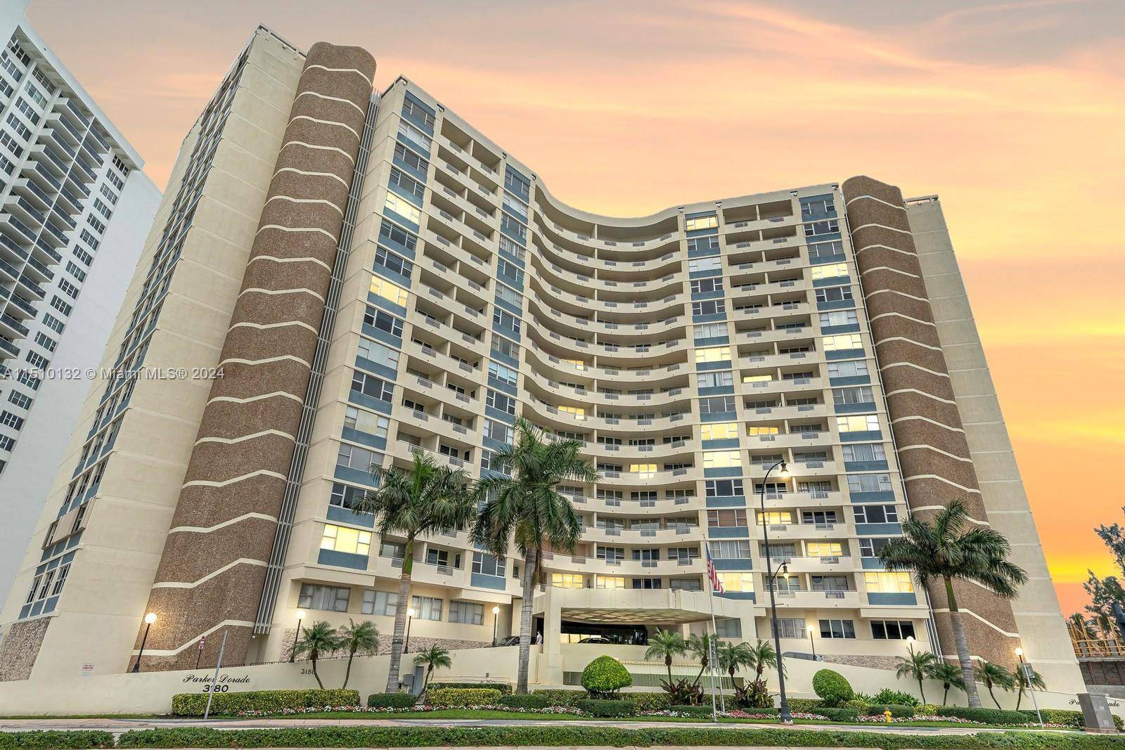 EXPERIENCE OCEANFRONT LIVING AT ITS FINEST FROM THE 9TH FLOOR OF THE LUXURIOUS PARKER DORADO BUILDING.