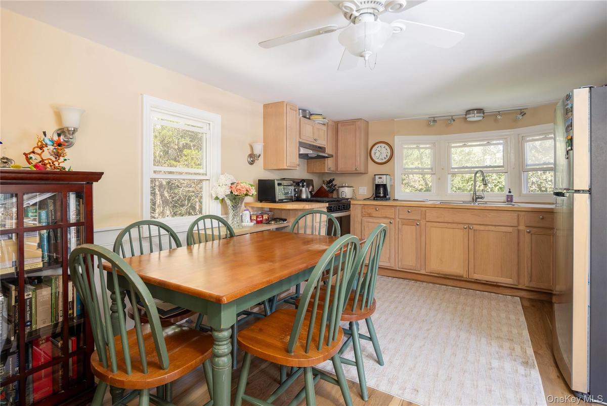 recently renovated mobile home kitchen