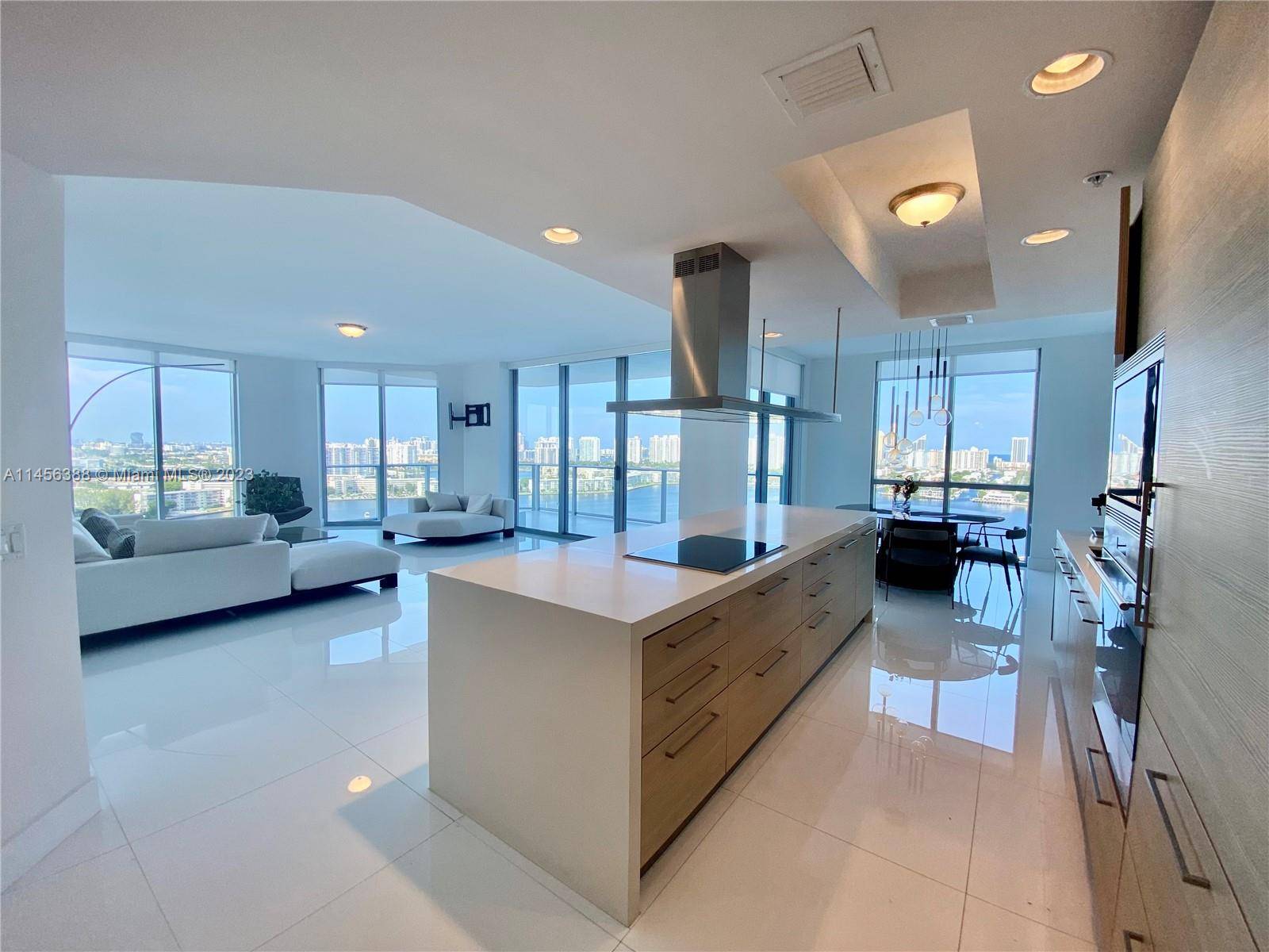 Luxury 3 bedrooms and 3 1 2 bathrooms furnished unit at Marina Palm, brand new furniture ready to immediate occupancy.