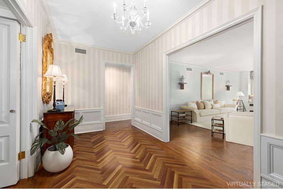 Residence 8B is a sprawling renovated six room home in one of Fifth Avenue's most desirable prewar buildings.