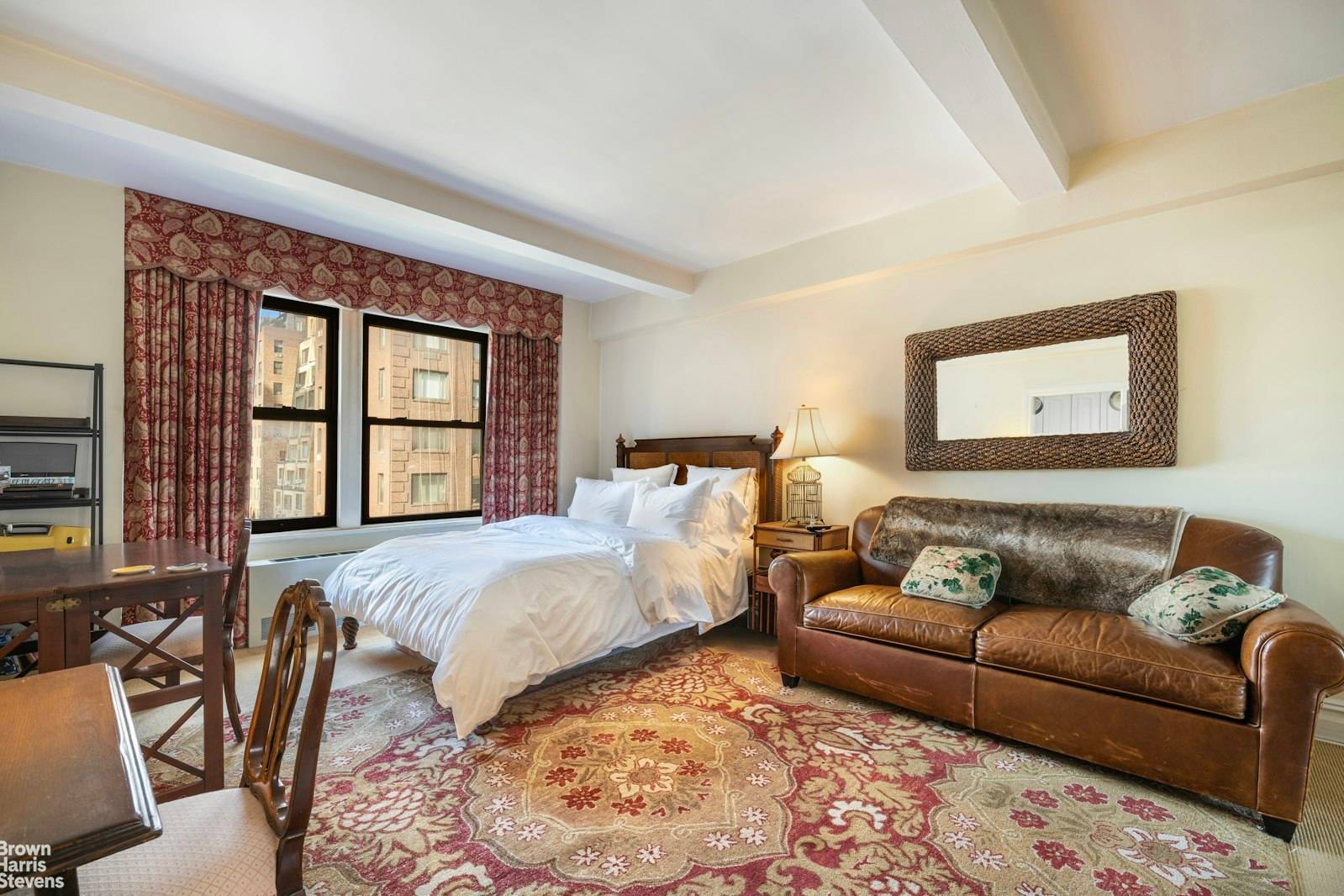 Welcome to 205 East 78th Street, unit 11D, a delightful pre war studio with fantastic west facing city views in the iconic Upper East Side neighborhood.