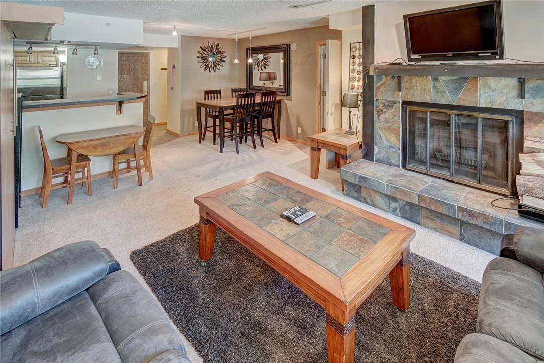 Perfect Location in Copper Mtn Center Village, steps away from American Eagle Lift, Restaurants Shops.