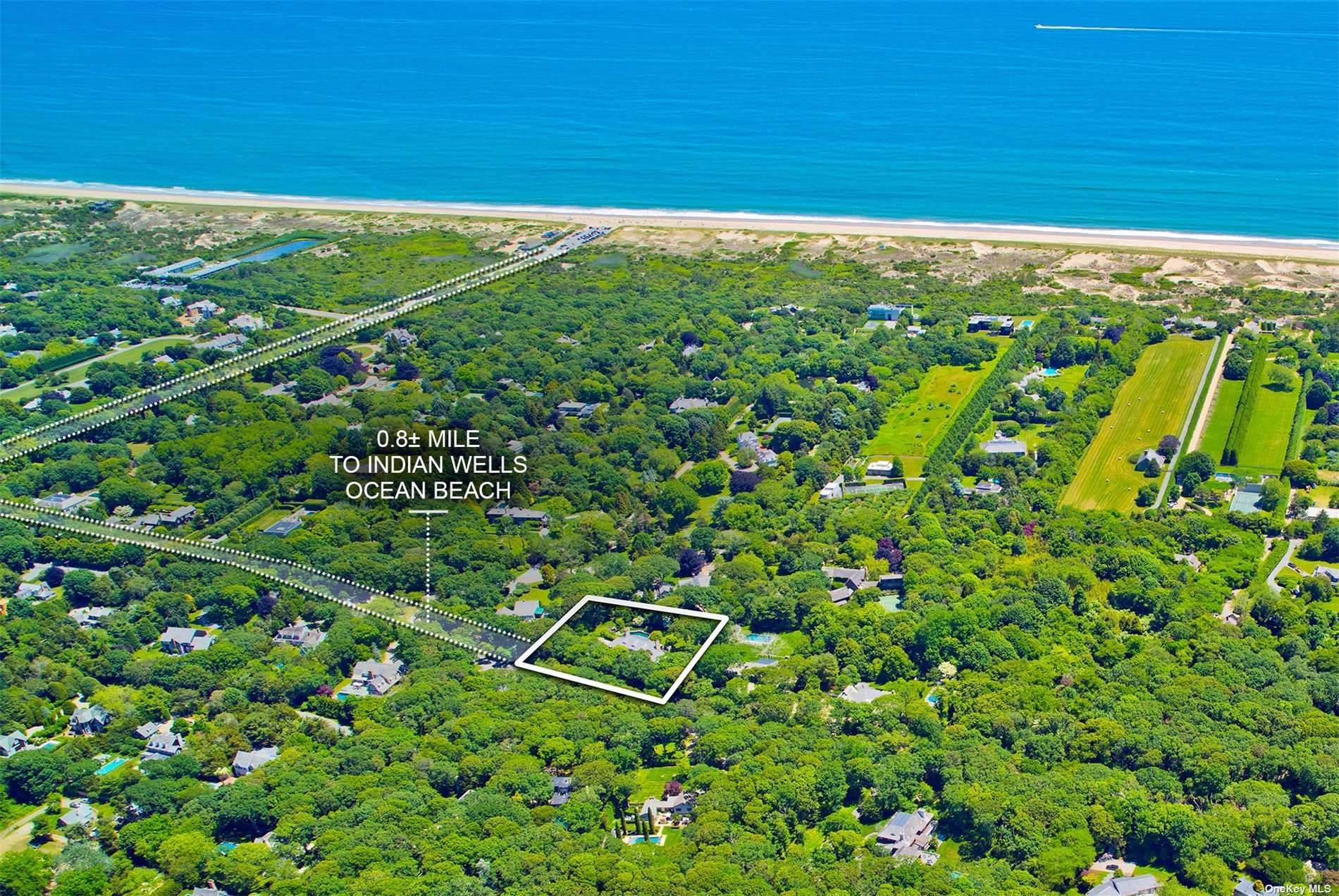 Perfectly positioned between East Hampton and Amagansett, this custom six bedroom house on 1.