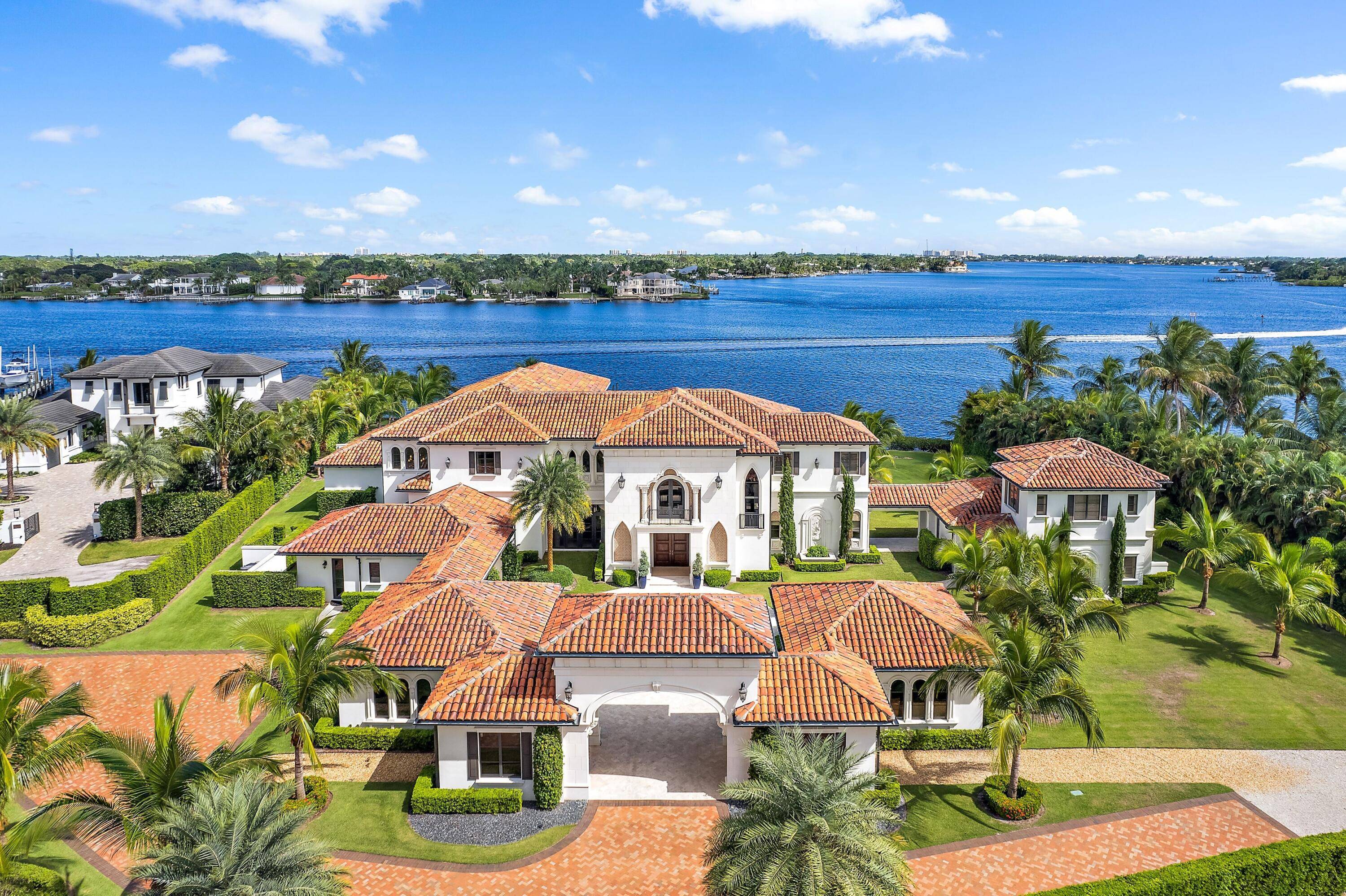 Welcome to Villa Real, a Breathtaking estate of incomparable elegance sited on the largest assemblage of Waterfront land currently available in Jupiter Just under 4 acres with 254' of stunning ...