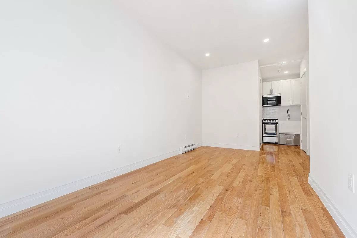 Best block in Kips Bay TWO BED OR ONE BED HOME OFFICEReach out for virtual tourApartment features BRAND NEW RENOVATIONS !