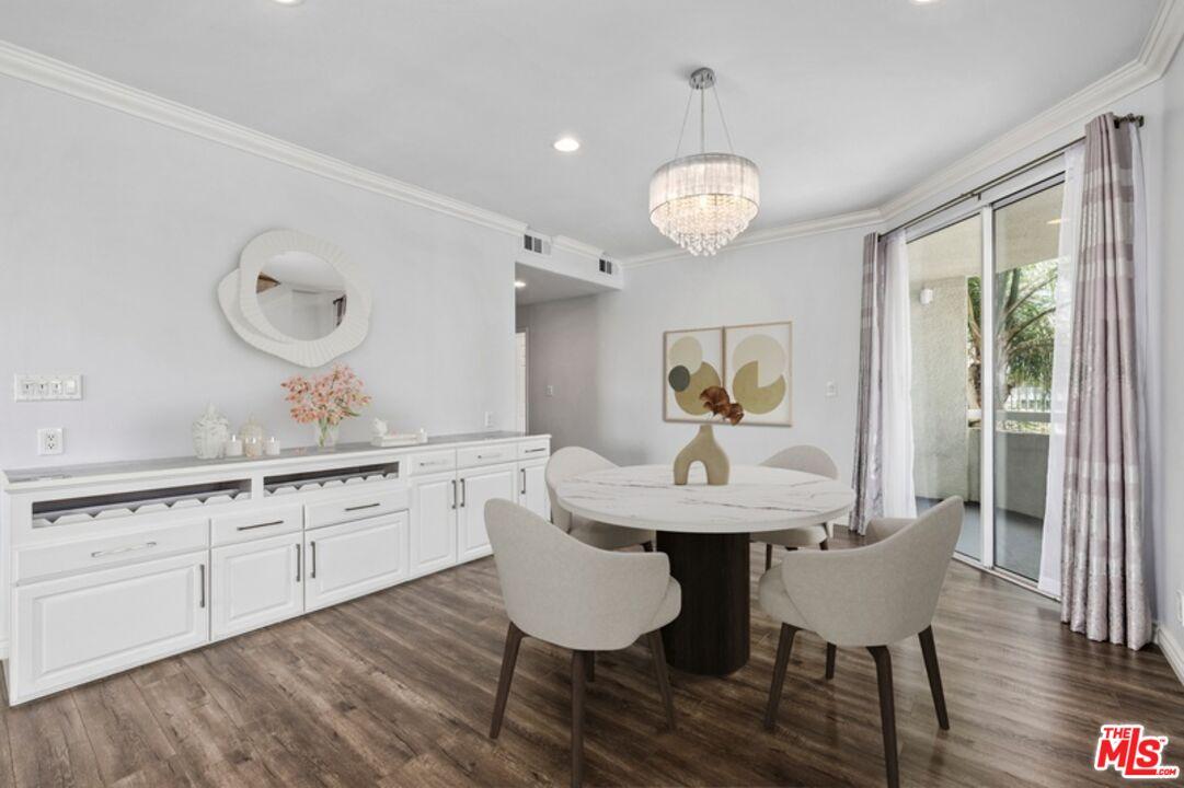 Dining Area Virtually Staged