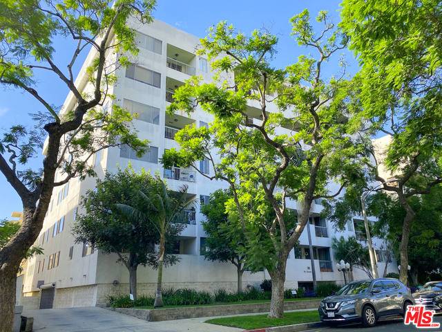 321  N Oakhurst Dr Beverly Hills Flats LA