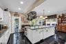 Country size kitchen