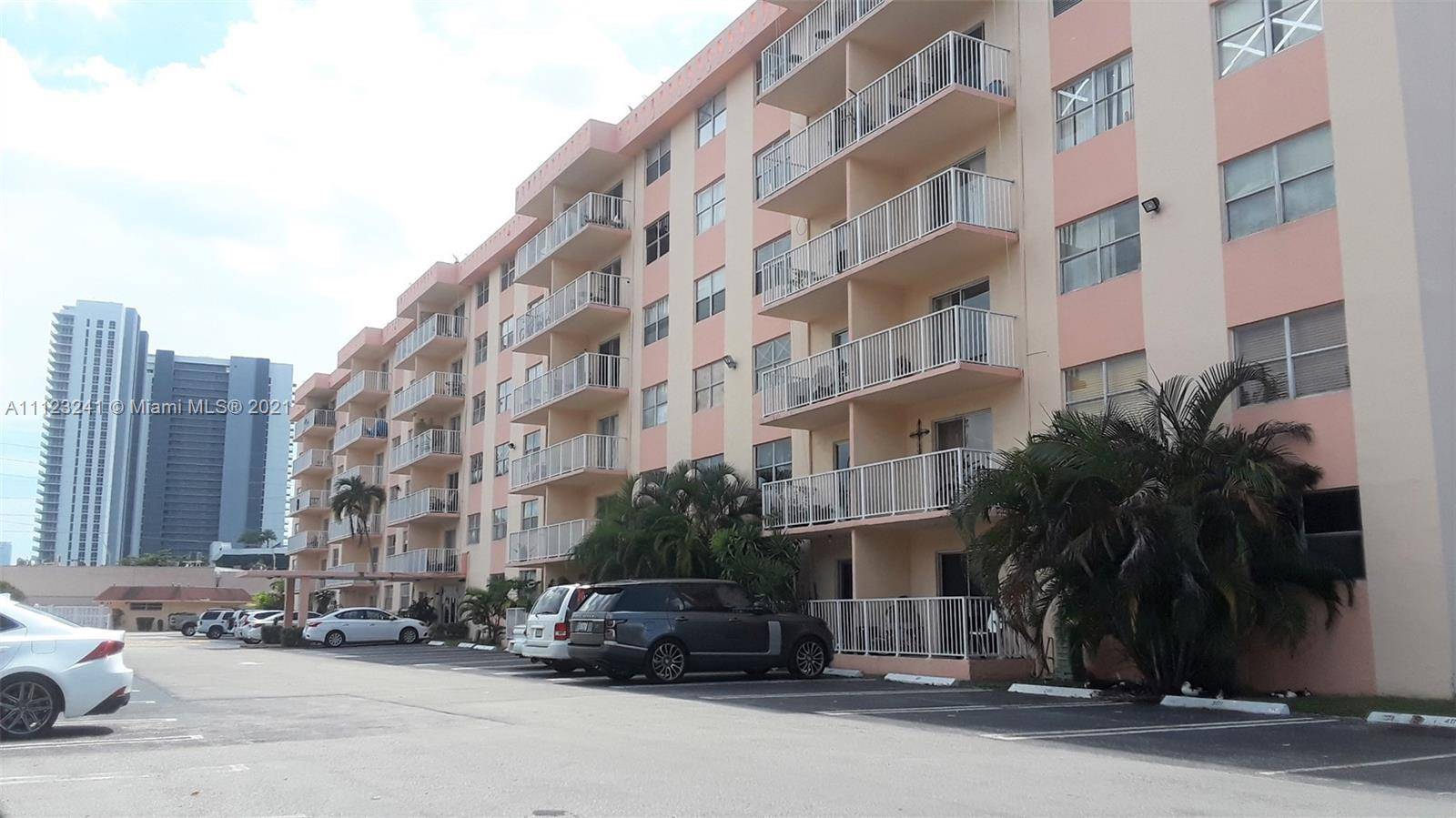 Nice 1 bed 1 bath with tiled floors throughout, freshly painted, open kitchen, balcony with water view, central air, and plenty of closet space.