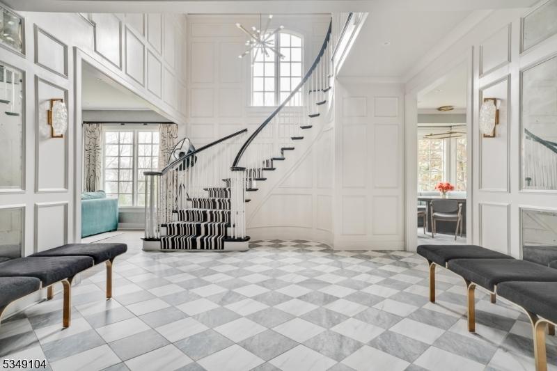 Foyer (1 of 2)