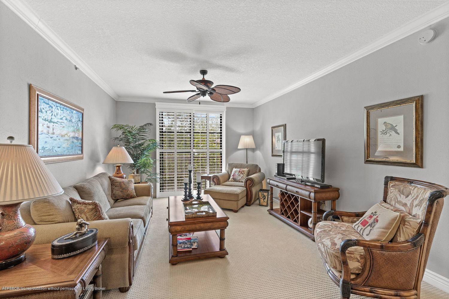 Renovated 2 bedroom 2 bath condo in the heart of West Palm Beach's revamped Rosemary Square.