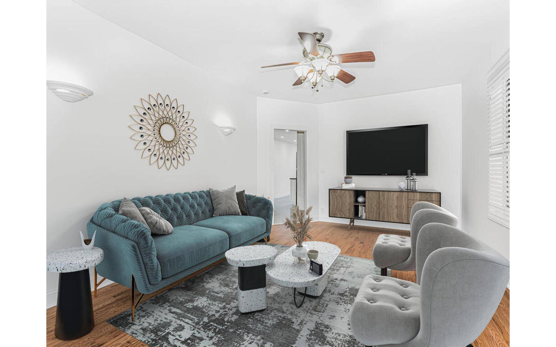 Introducing this Roommate Delight Apartment Tailored for shared living, this space boasts two separate entrances to ensure privacy and independence.