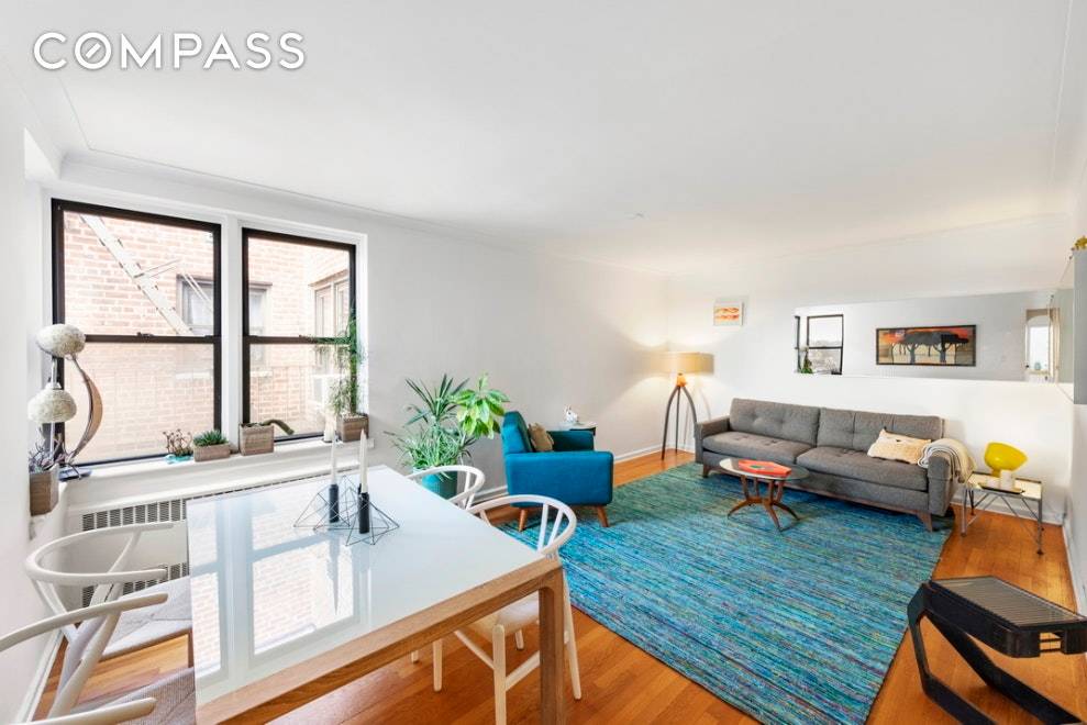 Welcome to 110 Ocean Parkway, a post war coop located on the border of Kensington and Windsor Terrace that is within close proximity to Prospect Park.