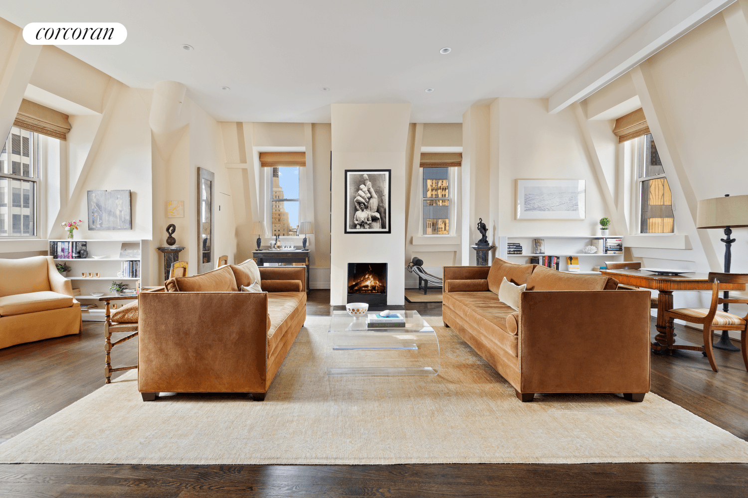 55 Liberty Street, PH 32Extremely private and an entertainer's dream, this 2 bedroom, 1700 sq ft penthouse has unparalleled views and light with 12 windows, 11 foot ceilings and south, ...