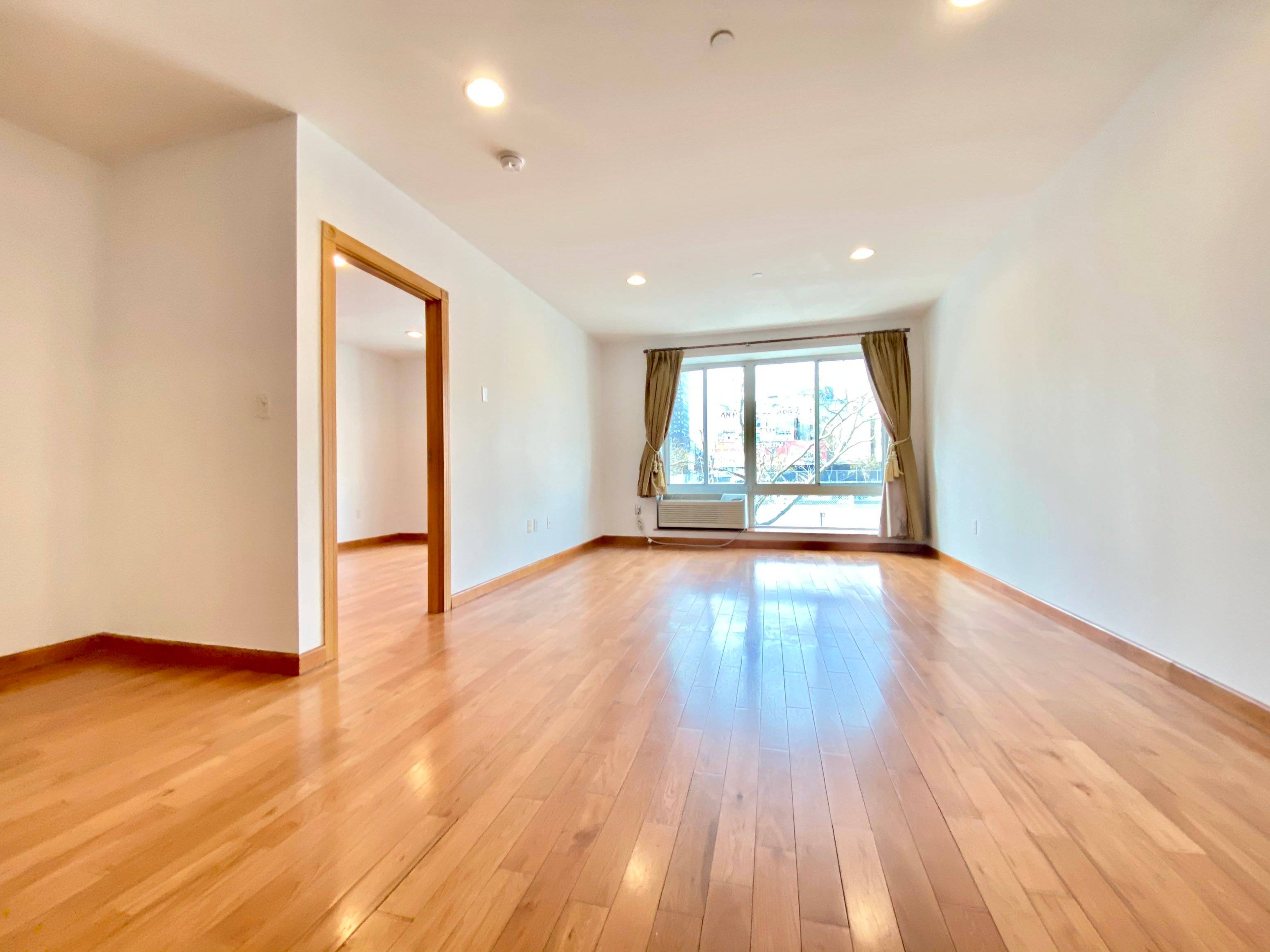 Welcome home ! Residence 2H Enjoy extensive bright living room over looking at the iconic treelined block of Delancey St Williamsburg Bridge through floor to ceiling windows, it goes on ...