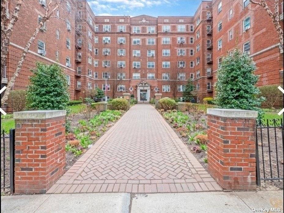 Forest Hills 2 bedroom and 2 bathroom co op apartment.