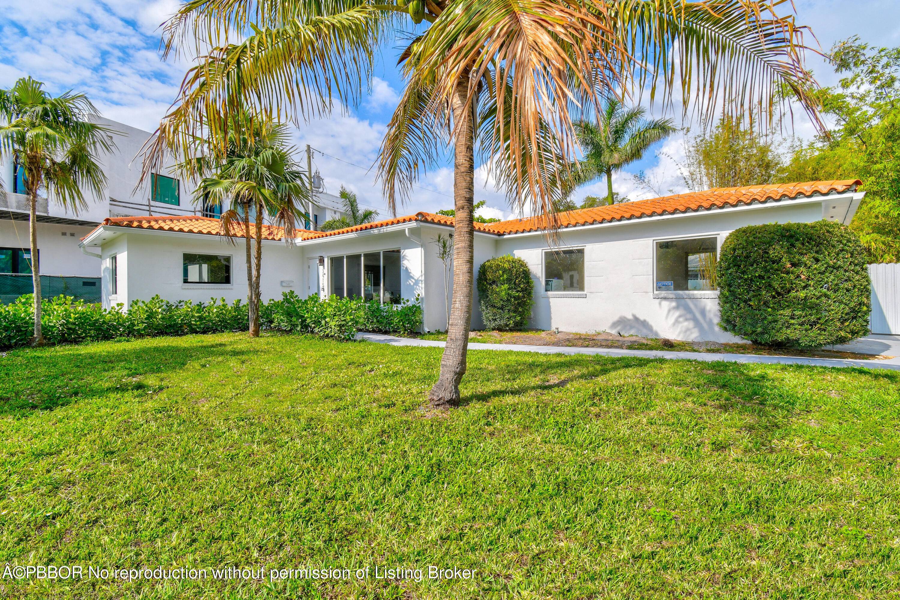 Beautiful 3 bedroom, 2 and a half bath home in the desirable Northwood neighborhood of West Palm Beach, located on the iconic Flagler Drive.