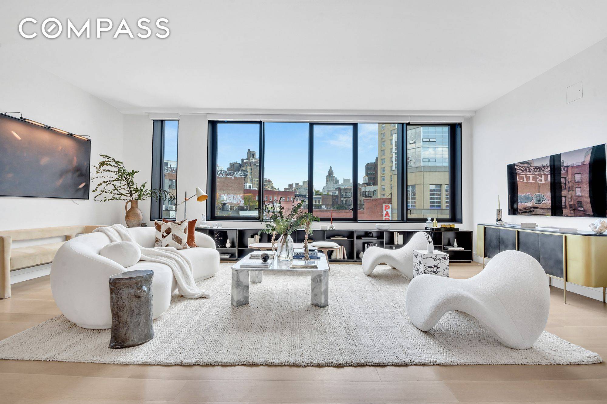 175 West 10th 4 is a stunning full floor through modern and luxurious home, encompassing the magical West Village charm.