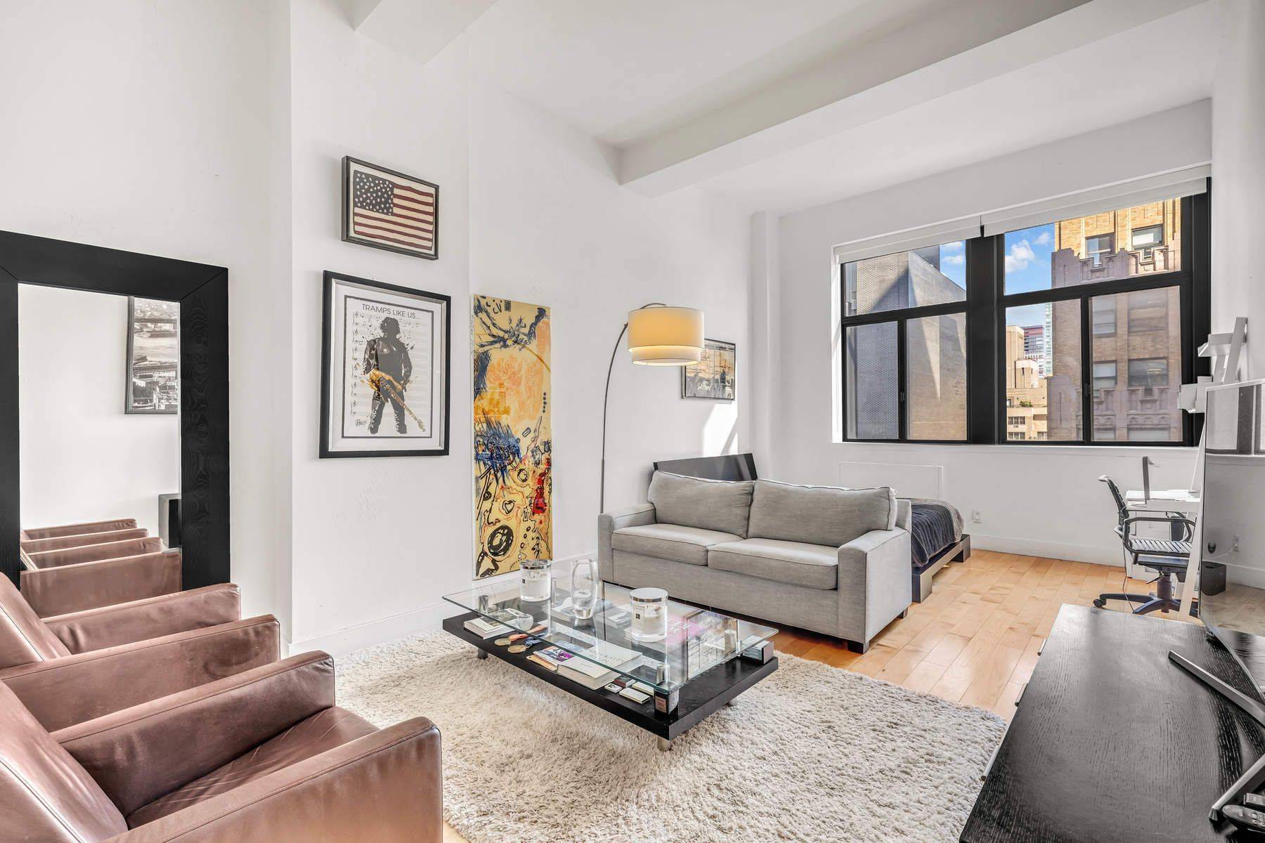 Welcome home to this exceptional sleek and modern XXX mint residence which embodies SoHo loft like living in the heart of Midtown.