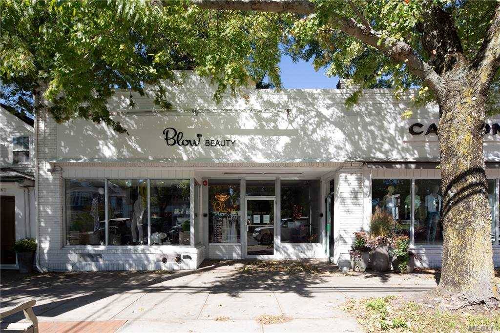2608 sq. ft. building in prime location in the center of Bridgehampton village with high visibility.